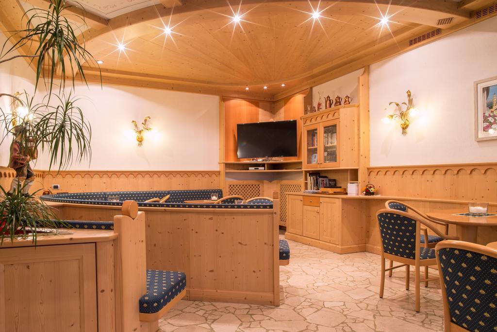 Hotel Al Cervo تيزيرو المظهر الخارجي الصورة