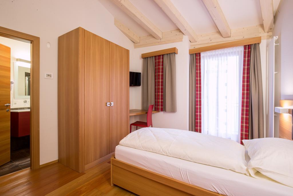 Hotel Al Cervo تيزيرو المظهر الخارجي الصورة